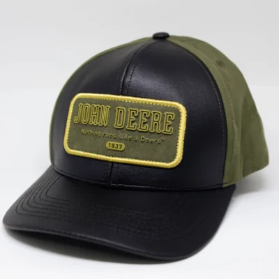 BONE ESTRUTURADO PREMIUM JOHN DEERE - BADGE -