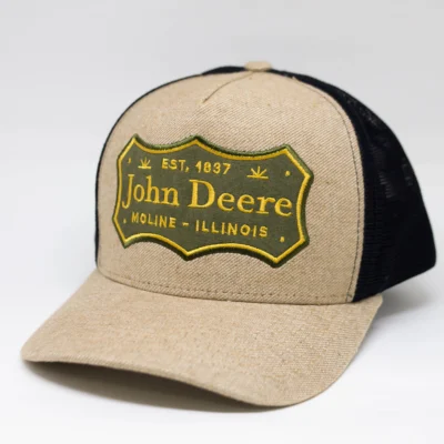 BONE TRUCKER PREMIUM JOHN DEERE - BADGE - MAR