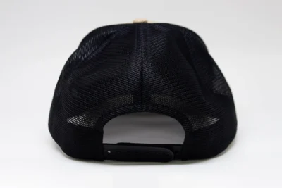 BONE TRUCKER PREMIUM JOHN DEERE - BADGE - MAR - Imagem 2