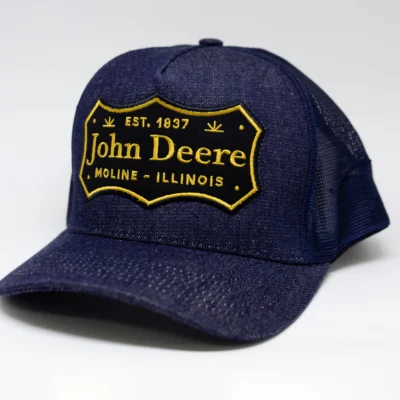 BONE TRUCKER PREMIUM JOHN DEERE - BADGE - AZU