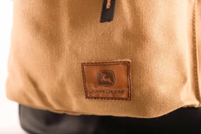 MOCHILA VINTAGE STYLE LONA JOHN DEERE - INSTI - Imagem 4