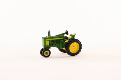 1/64 VINTAGE TRACTOR