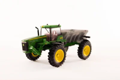 BRINQUEDO 1/64 DRY BOX SPREADER - Imagem 2