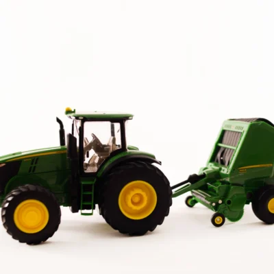 JD 7270R TRAC ROUND BALER
